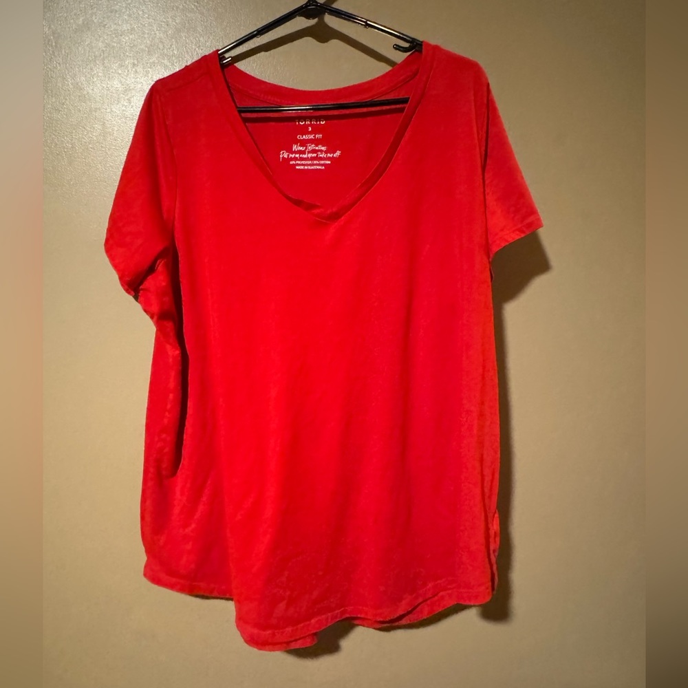 Size 3 Torrid classic fit tee